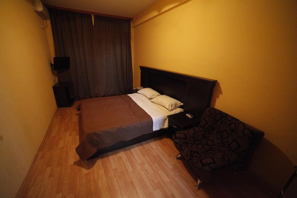 Avenue Hotel Tbilisi Zimmer foto