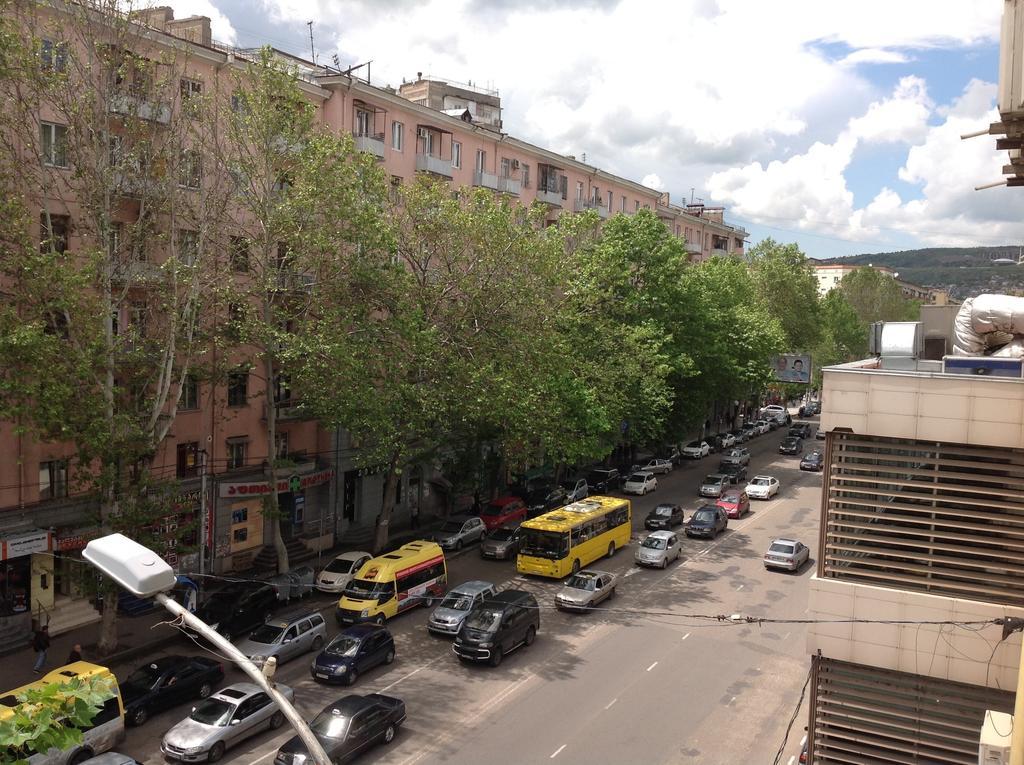Avenue Hotel Tbilisi Exterior foto